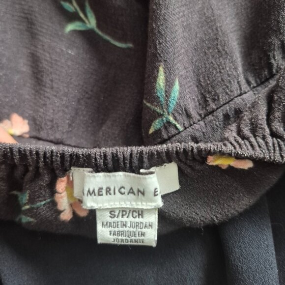 American Eagle Floral Deep V Neck Halter Top Black Sz S - Picture 6 of 8